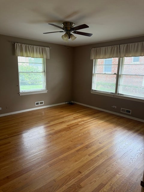 Tiny photo for 435 S Stratford Avenue, Elmhurst, IL 60126 (MLS # 12719614)