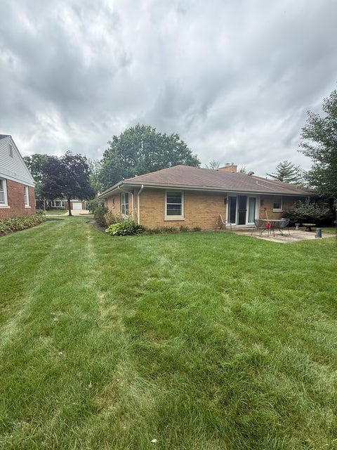 Tiny photo for 435 S Stratford Avenue, Elmhurst, IL 60126 (MLS # 12719614)
