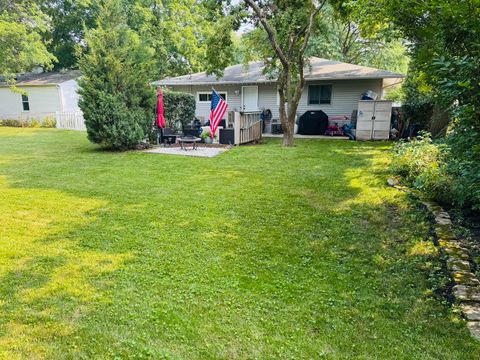 Tiny photo for 234 MOHAWK Trail, Buffalo Grove, IL 60089 (MLS # 12493170)