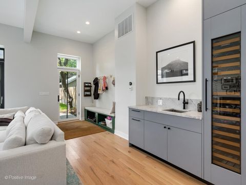 Tiny photo for 1364 N Wolcott Avenue, Chicago, IL 60622 (MLS # 12464305)