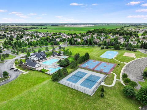 Tiny photo for 12811 Conifer Street, Plainfield, IL 60585 (MLS # 12536177)