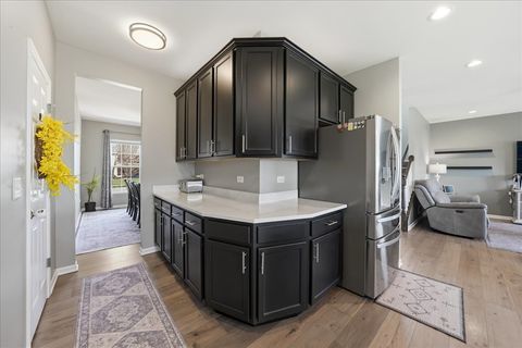 Tiny photo for 21127 Coventry Circle, Shorewood, IL 60404 (MLS # 12604348)