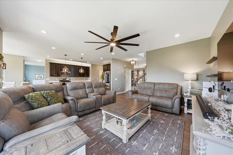 Tiny photo for 21127 Coventry Circle, Shorewood, IL 60404 (MLS # 12604348)