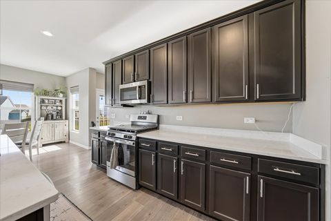 Tiny photo for 21127 Coventry Circle, Shorewood, IL 60404 (MLS # 12604348)