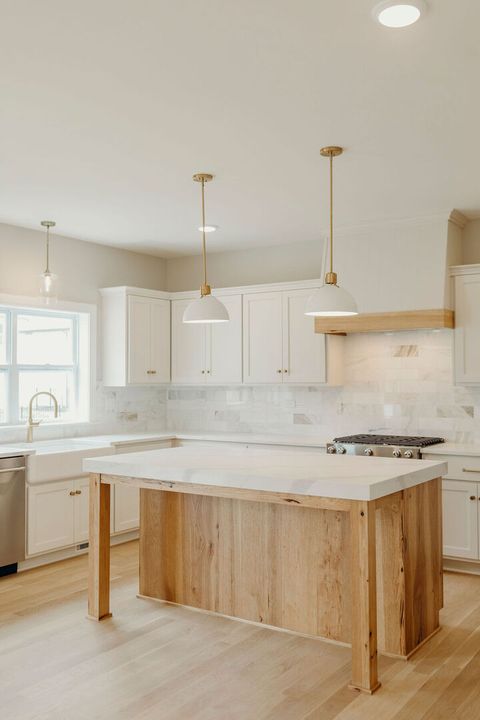 Tiny photo for 22736 Parkview Lane, Frankfort, IL 60423 (MLS # 12422920)