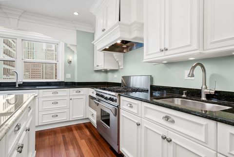 Tiny photo for 1120 N LAKE SHORE Drive #18CD, Chicago, IL 60611 (MLS # 12678799)