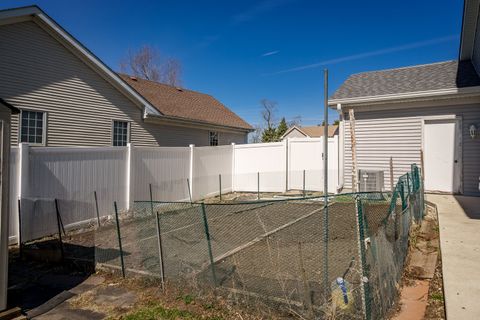 Tiny photo for 6571 Chartwell Drive, Rockford, IL 61114 (MLS # 12605034)