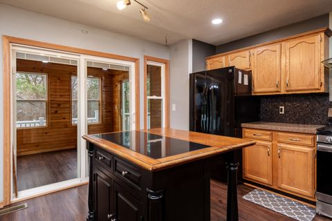 Tiny photo for 6571 Chartwell Drive, Rockford, IL 61114 (MLS # 12605034)