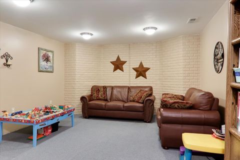 Tiny photo for 1505 Paddington Drive, Bloomington, IL 61704 (MLS # 12519050)