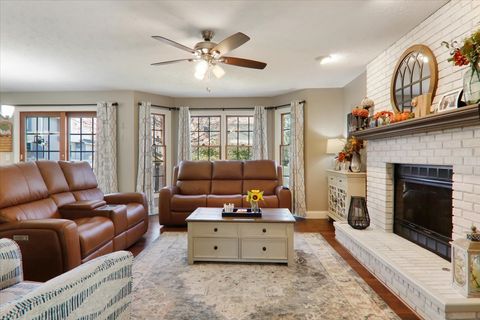 Tiny photo for 1505 Paddington Drive, Bloomington, IL 61704 (MLS # 12519050)