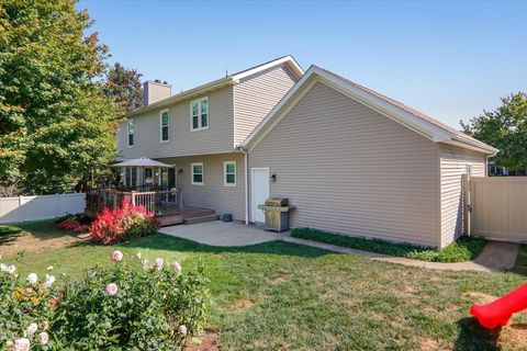 Tiny photo for 1505 Paddington Drive, Bloomington, IL 61704 (MLS # 12519050)