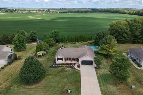 Tiny photo for 277 Clearview Road, El Paso, IL 61738 (MLS # 12445586)