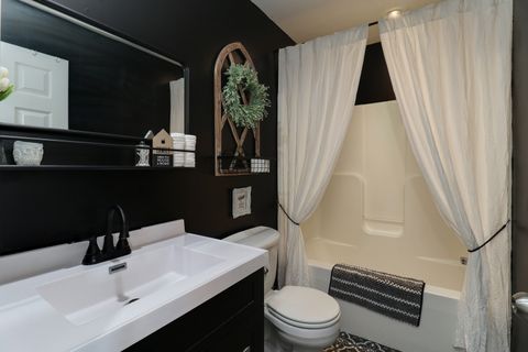 Tiny photo for 277 Clearview Road, El Paso, IL 61738 (MLS # 12445586)