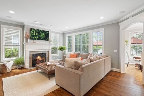 Tiny photo for 3919 Washington Street, Downers Grove, IL 60515 (MLS # 12462276)