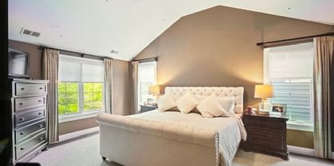 Tiny photo for 3919 Washington Street, Downers Grove, IL 60515 (MLS # 12462276)