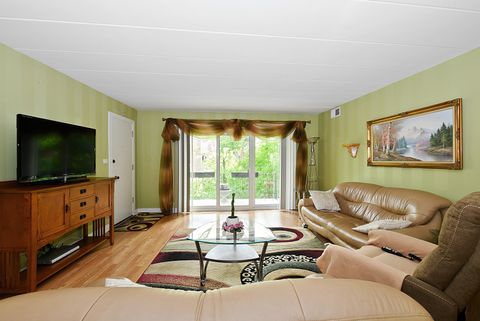 Tiny photo for 8604 W 95th Place #202, Hickory Hills, IL 60457 (MLS # 12674646)