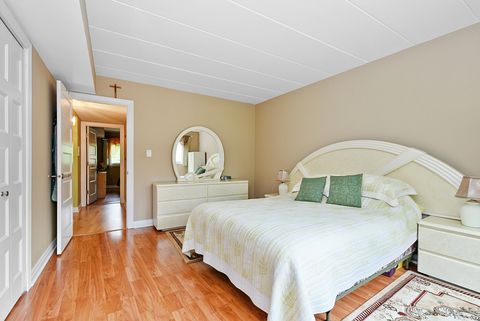 Tiny photo for 8604 W 95th Place #202, Hickory Hills, IL 60457 (MLS # 12674646)