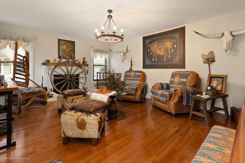Tiny photo for 1660 Castillian Way, Mundelein, IL 60060 (MLS # 12568741)