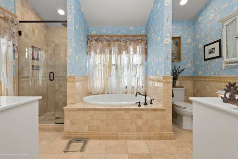 Tiny photo for 1660 Castillian Way, Mundelein, IL 60060 (MLS # 12568741)
