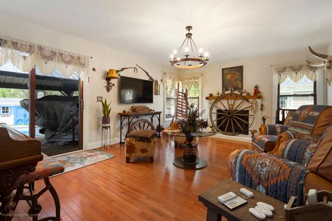 Tiny photo for 1660 Castillian Way, Mundelein, IL 60060 (MLS # 12568741)