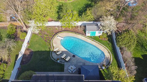 Tiny photo for 1660 Castillian Way, Mundelein, IL 60060 (MLS # 12568741)