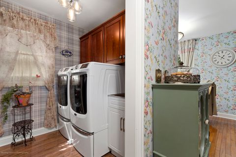 Tiny photo for 1660 Castillian Way, Mundelein, IL 60060 (MLS # 12568741)
