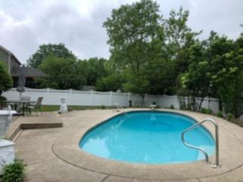 Tiny photo for 1660 Castillian Way, Mundelein, IL 60060 (MLS # 12568741)