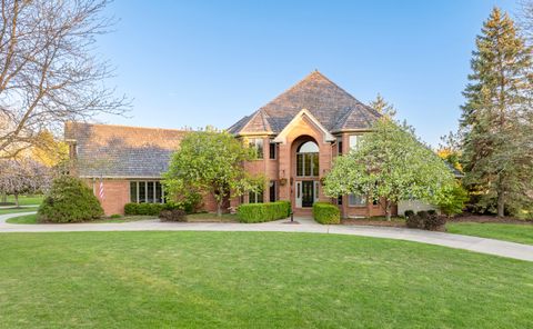 1211 Highgate Court Libertyville IL 60048