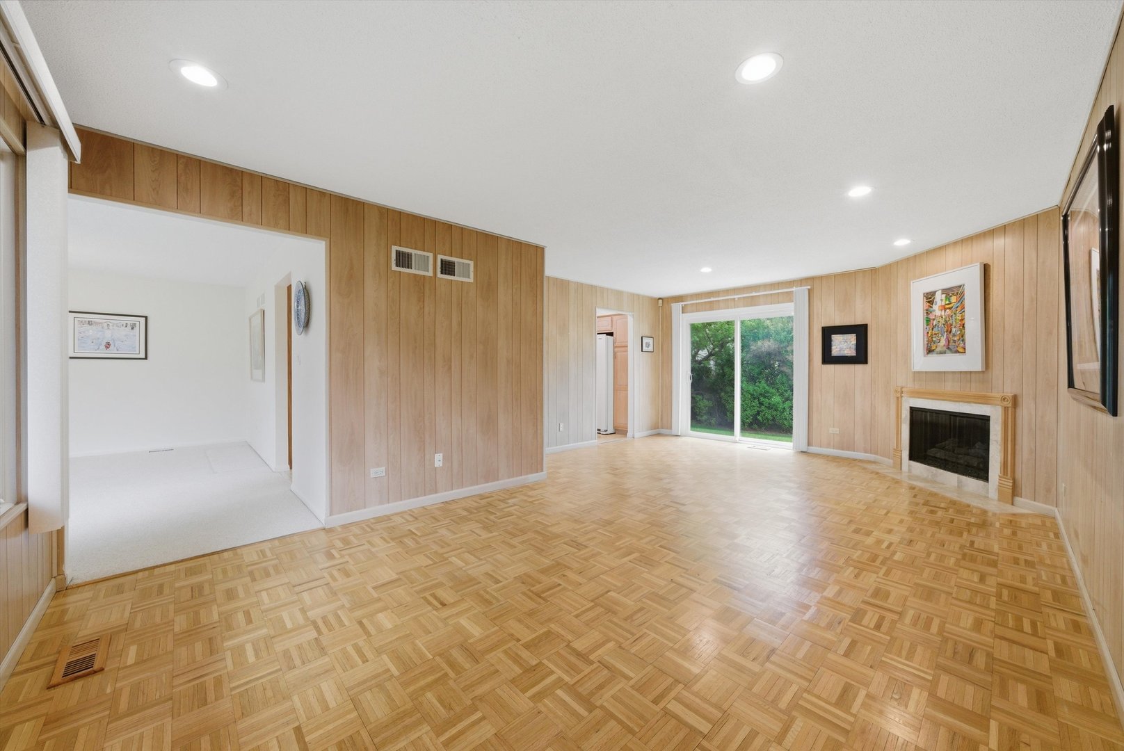 2453 Seville Circle