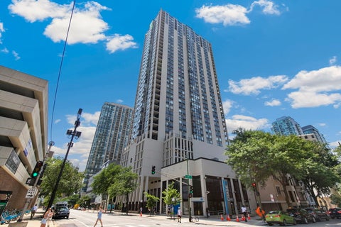 Photo of 1122 N Clark Street #3104, Chicago, IL 60610 (MLS # 12761013)