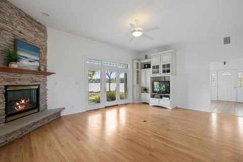 Tiny photo for 101 Burton Street, Grayslake, IL 60030 (MLS # 12386578)