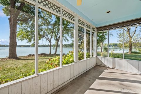 Tiny photo for 101 Burton Street, Grayslake, IL 60030 (MLS # 12386578)