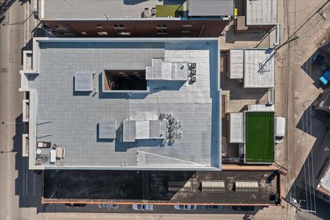 Tiny photo for 2450 N Clybourn Avenue #5S, Chicago, IL 60614 (MLS # 12468116)