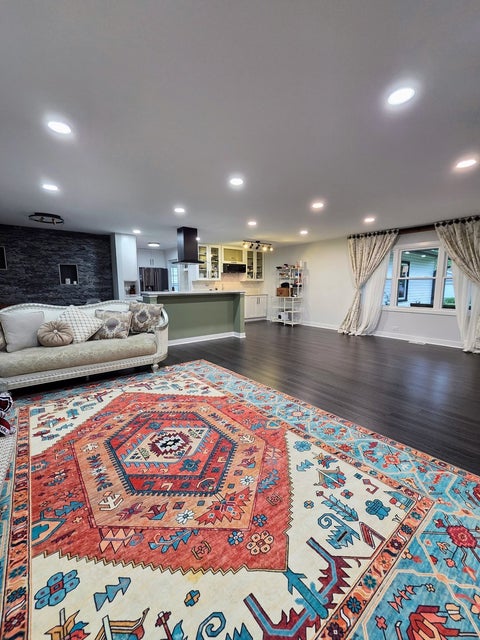 Tiny photo for 72 Braemar Drive, Elk Grove Village, IL 60007 (MLS # 12635325)
