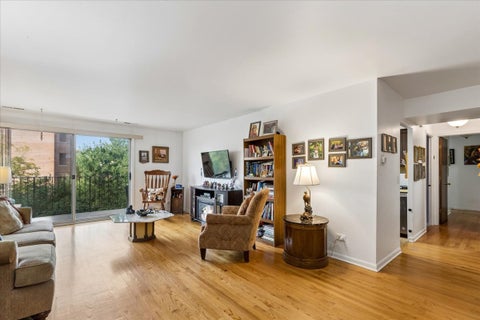 Tiny photo for 8630 Ferris Avenue #404, Morton Grove, IL 60053 (MLS # 12782670)
