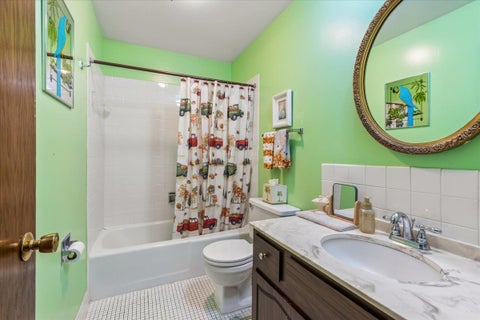 Tiny photo for 8630 Ferris Avenue #404, Morton Grove, IL 60053 (MLS # 12782670)