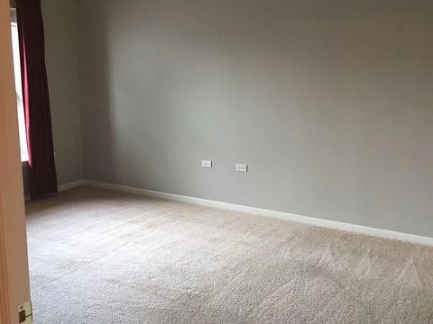 Tiny photo for 440 W Mahogany Court #212, Palatine, IL 60067 (MLS # 12631808)