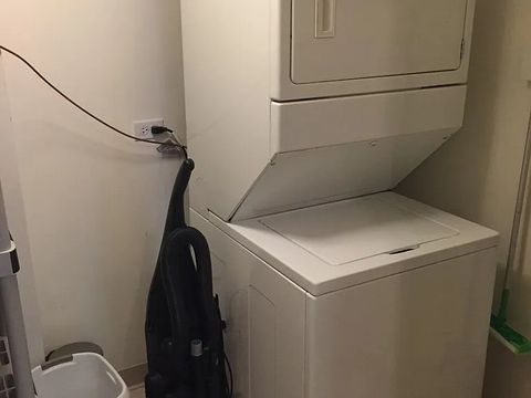 Tiny photo for 440 W Mahogany Court #212, Palatine, IL 60067 (MLS # 12631808)