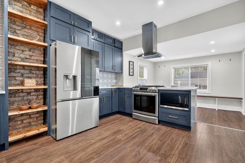 Tiny photo for 7642 S Merrill Avenue, Chicago, IL 60649 (MLS # 12573920)