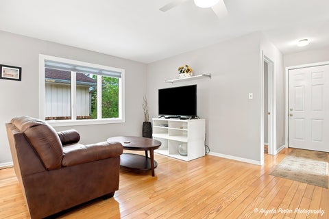 Tiny photo for 411 N Shepherd Hill Lane, McHenry, IL 60050 (MLS # 12752890)