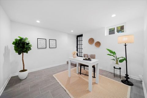 Tiny photo for 4072 Bunker Lane, Wilmette, IL 60091 (MLS # 12626672)
