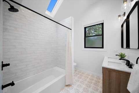 Tiny photo for 4072 Bunker Lane, Wilmette, IL 60091 (MLS # 12626672)