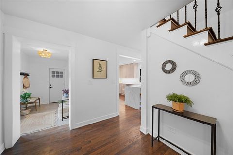 Tiny photo for 4072 Bunker Lane, Wilmette, IL 60091 (MLS # 12626672)
