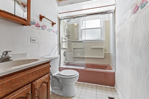 Tiny photo for 5809 Orange Lane, Oak Forest, IL 60452 (MLS # 12792660)
