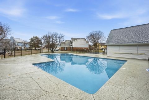 Tiny photo for 2018 Quaker Hollow Lane, Streamwood, IL 60107 (MLS # 12591248)