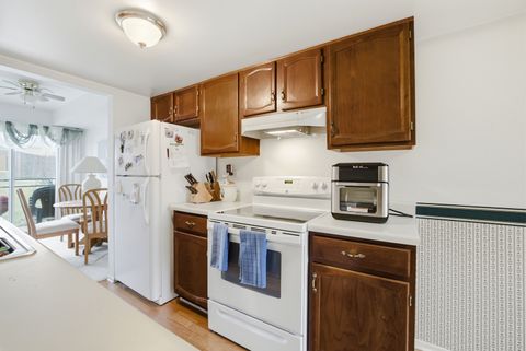 Tiny photo for 2018 Quaker Hollow Lane, Streamwood, IL 60107 (MLS # 12591248)