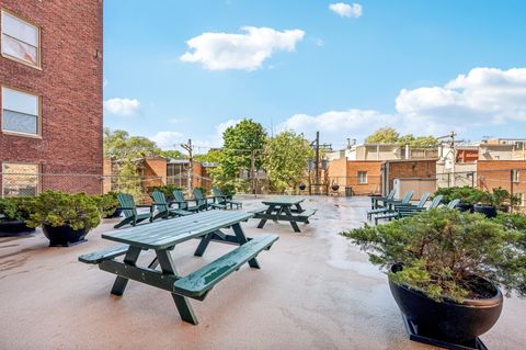 Tiny photo for 2144 N Lincoln Park West Park #10C, Chicago, IL 60614 (MLS # 12469290)