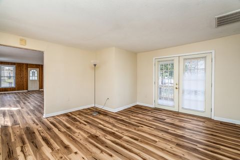 Tiny photo for 202 S Bush Avenue, Hurst, IL 62949 (MLS # 12597827)