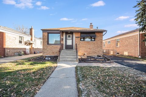 A home in Evergreen Park