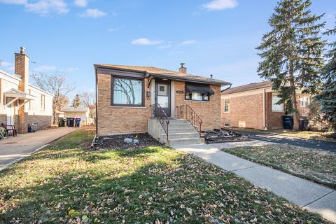 A home in Evergreen Park